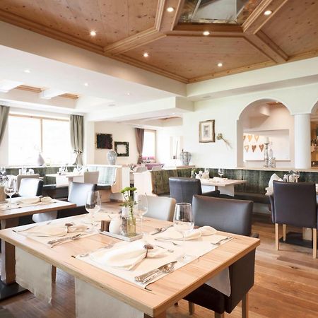 ניוסטיפט אים סטובאיטל Lifestylepanoramahotel Erika Superior מראה חיצוני תמונה
