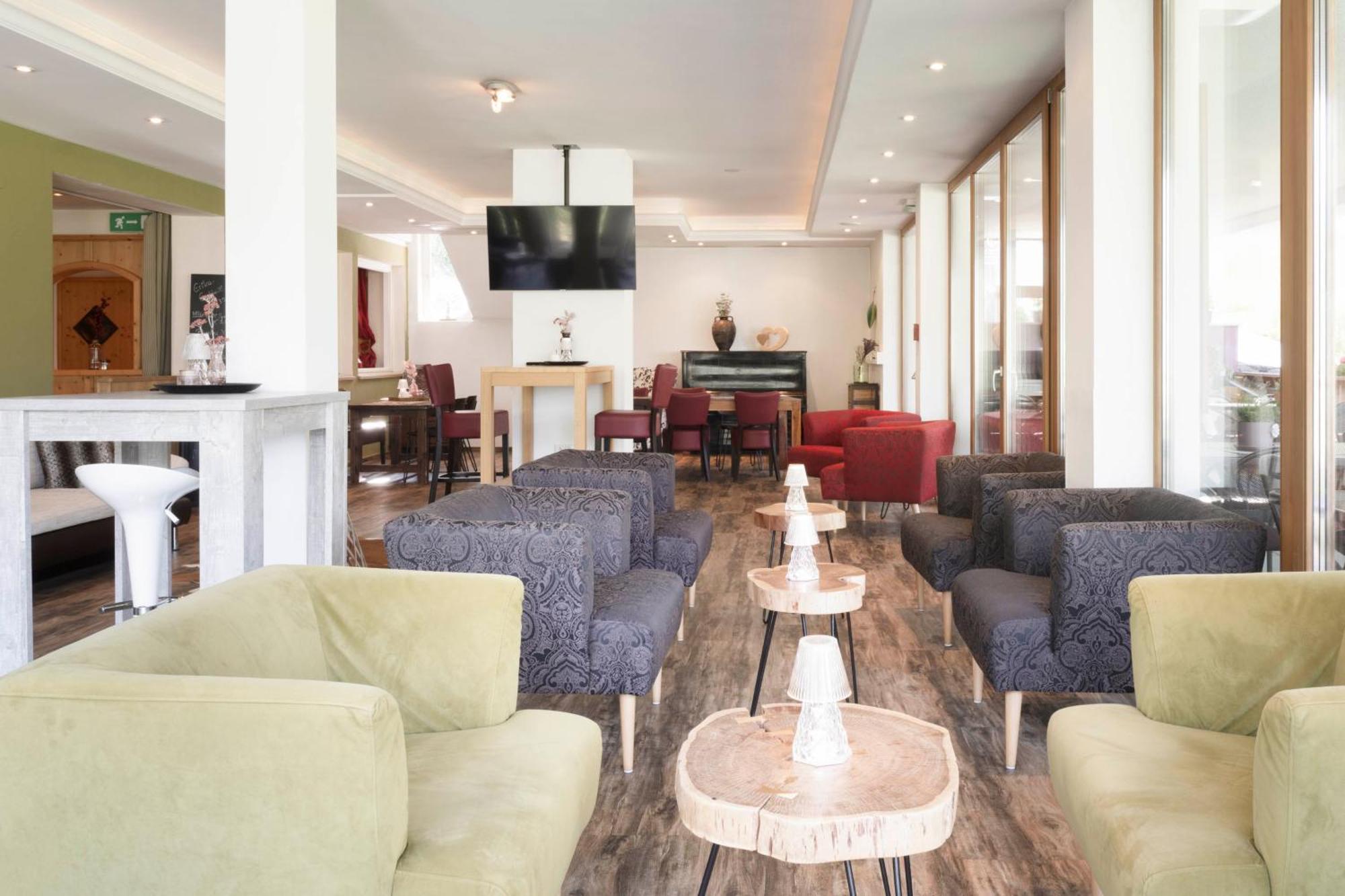 ניוסטיפט אים סטובאיטל Lifestylepanoramahotel Erika Superior מראה חיצוני תמונה